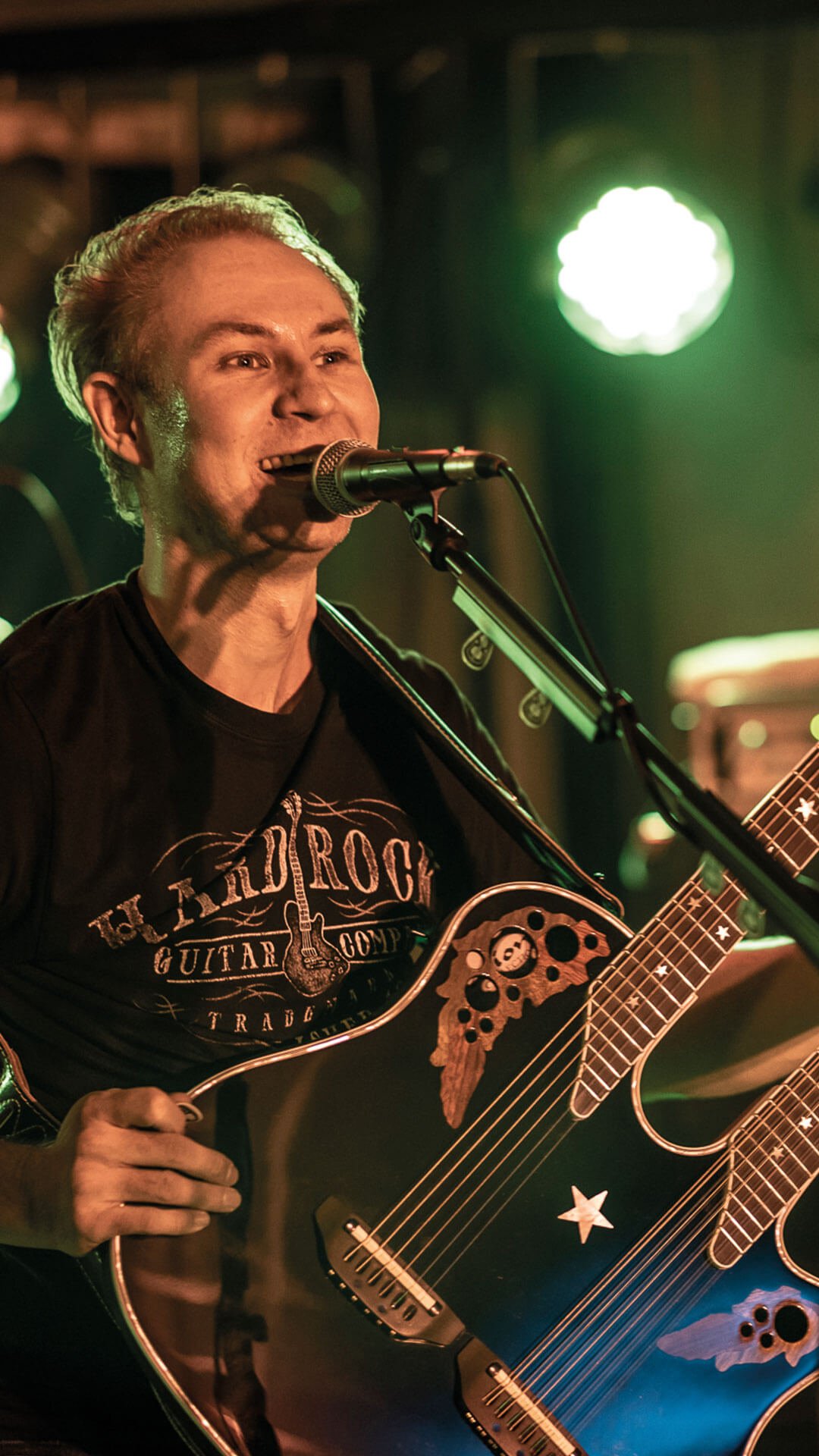 Ben Reichert Gitarrist/SingerSongwriter aus Freiberg